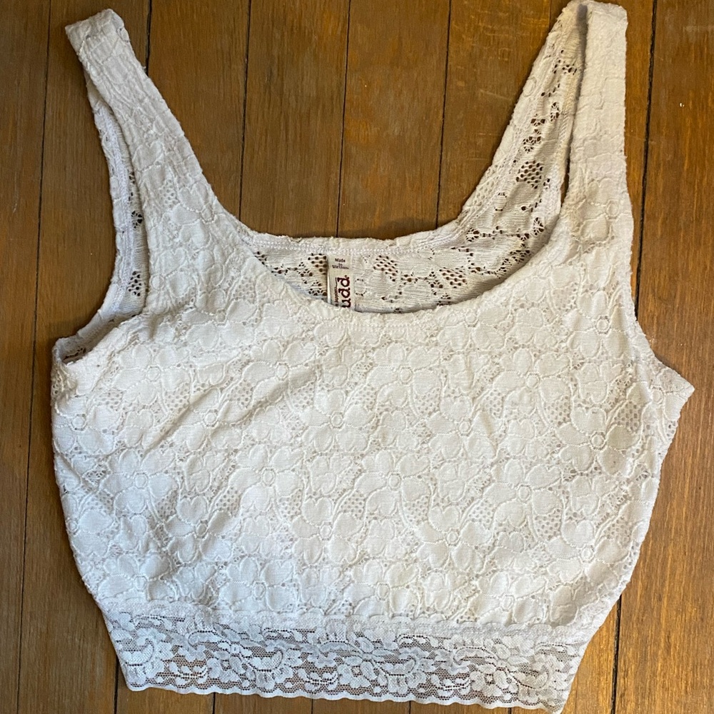 White Mudd lace crop top